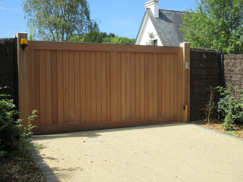 Entrance Gate Installation in Boca Raton, FL